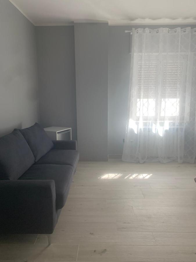 Le Stanze Di Dalia Bed & Breakfast Crotone Exterior photo