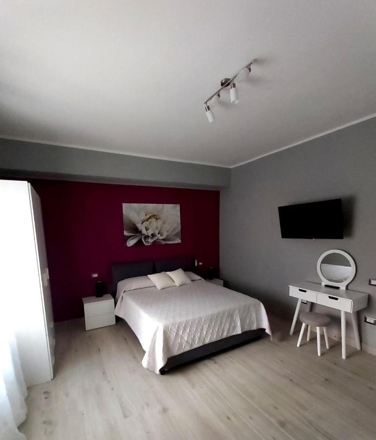 Le Stanze Di Dalia Bed & Breakfast Crotone Exterior photo