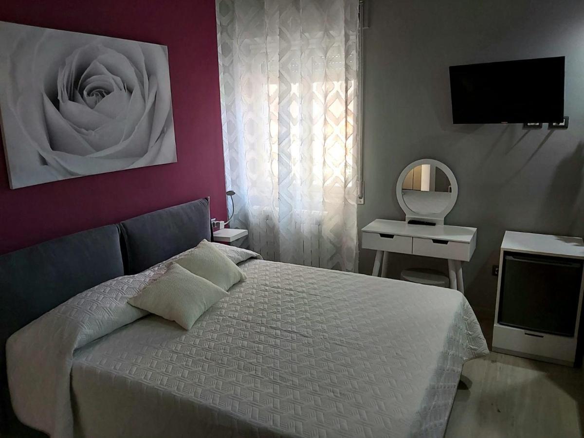 Le Stanze Di Dalia Bed & Breakfast Crotone Exterior photo
