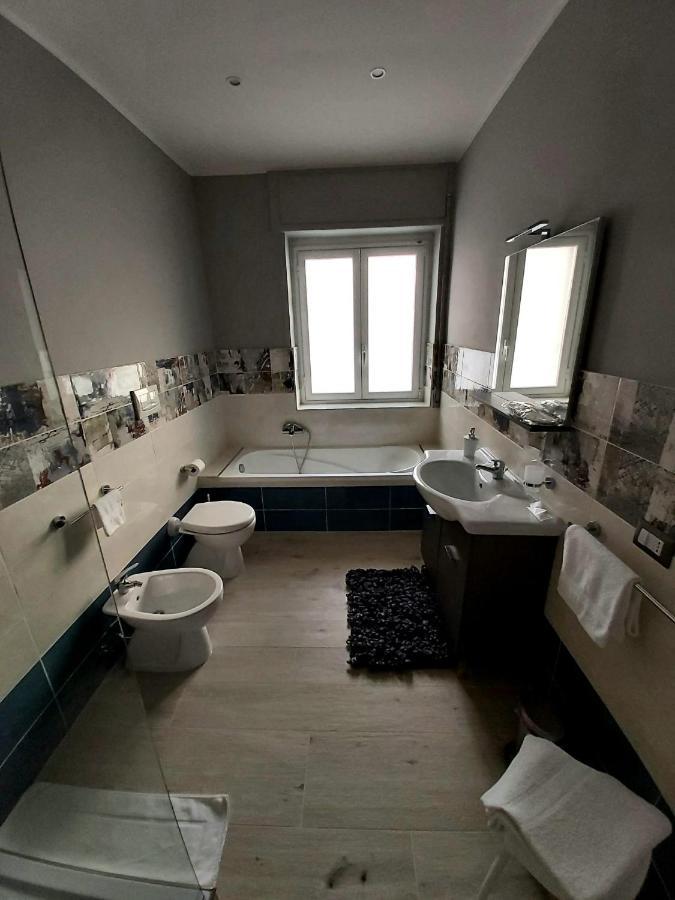 Le Stanze Di Dalia Bed & Breakfast Crotone Exterior photo