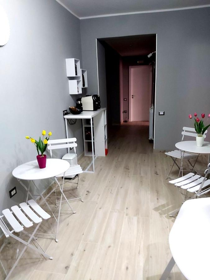 Le Stanze Di Dalia Bed & Breakfast Crotone Exterior photo