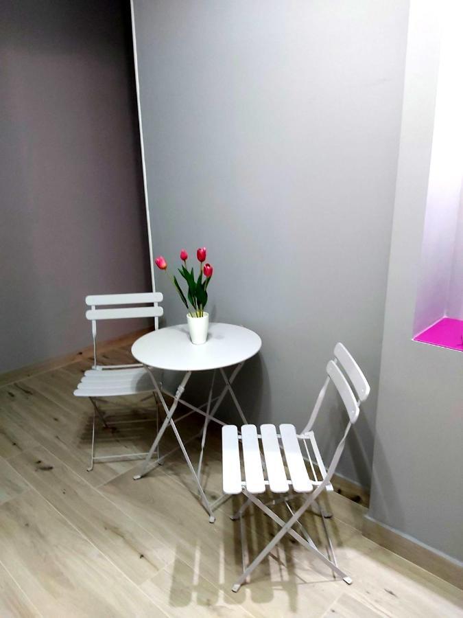 Le Stanze Di Dalia Bed & Breakfast Crotone Exterior photo